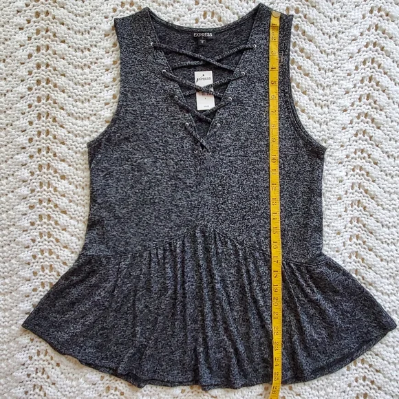 NWT Express Criss-cross Neck Sleeveless Top Sz M - Picture 6 of 6